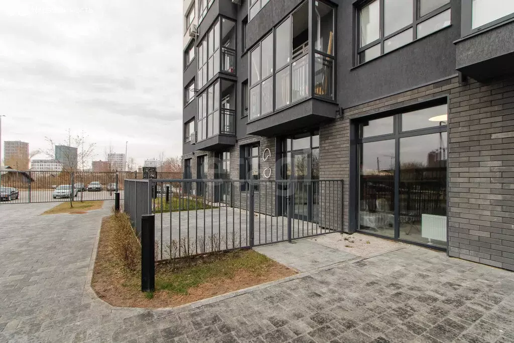 1-комнатная квартира: Тюмень, Краснооктябрьская улица, 4Ак2 (37 м) - Фото 1
