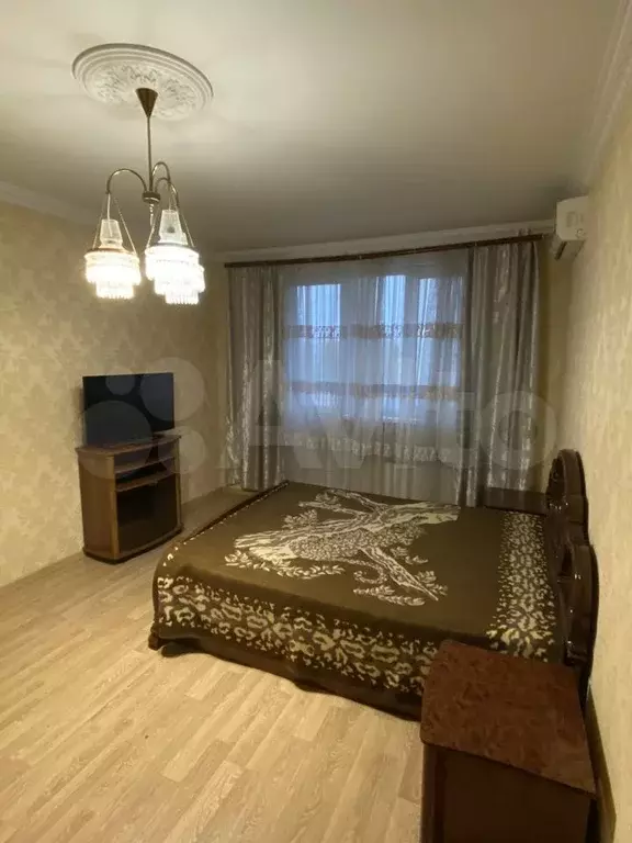 1-к. квартира, 40 м, 5/17 эт. - Фото 0