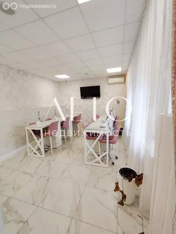 Помещение свободного назначения (68 м) - Фото 0