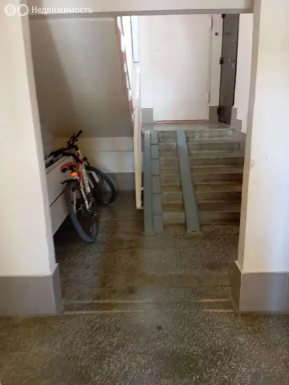 1-комнатная квартира: Екатеринбург, улица Чекистов, 9 (32.8 м) - Фото 2