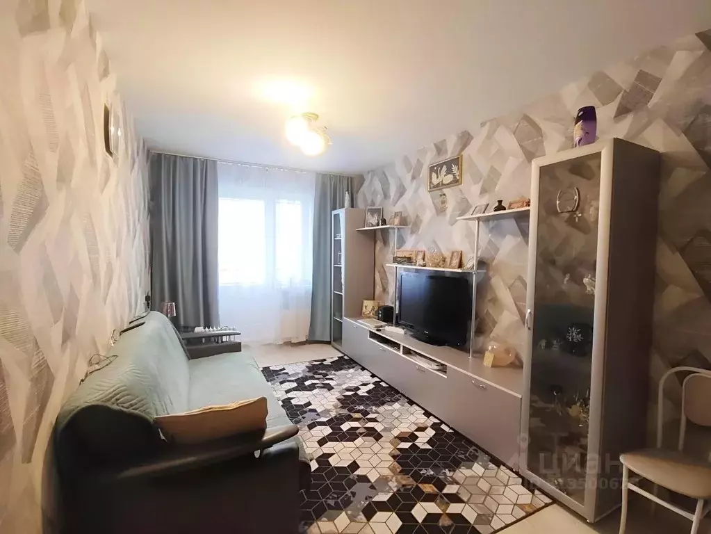 1-к кв. Красноярский край, Красноярск Свердловская ул., 137 (36.2 м) - Фото 1