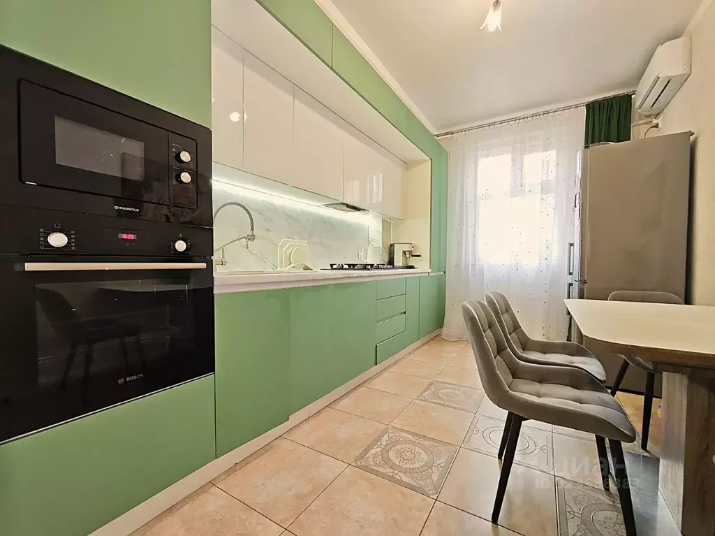 2-к кв. Севастополь просп. Античный, 10 (73.0 м) - Фото 1