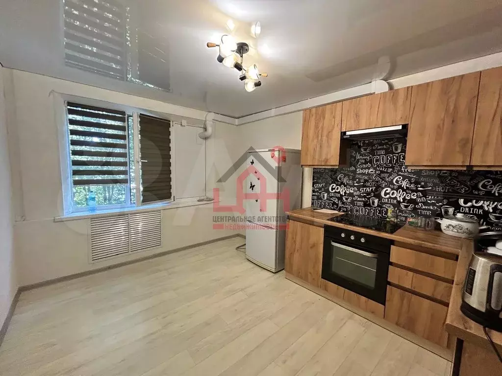 1-к. квартира, 33 м, 4/8 эт. - Фото 0