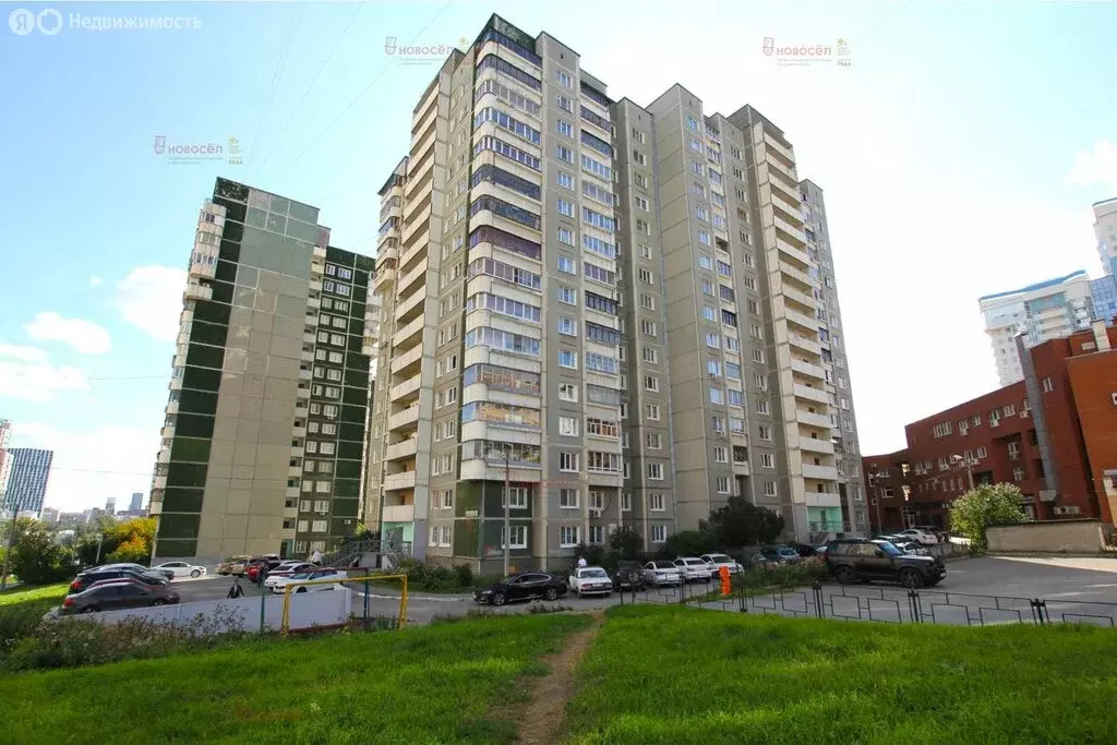 3-комнатная квартира: екатеринбург, улица шейнкмана, 108 (56.3 м) - Фото 1