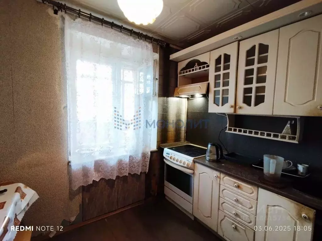 3-к кв. Нижегородская область, Нижний Новгород ул. Политбойцов, 21 ... - Фото 0