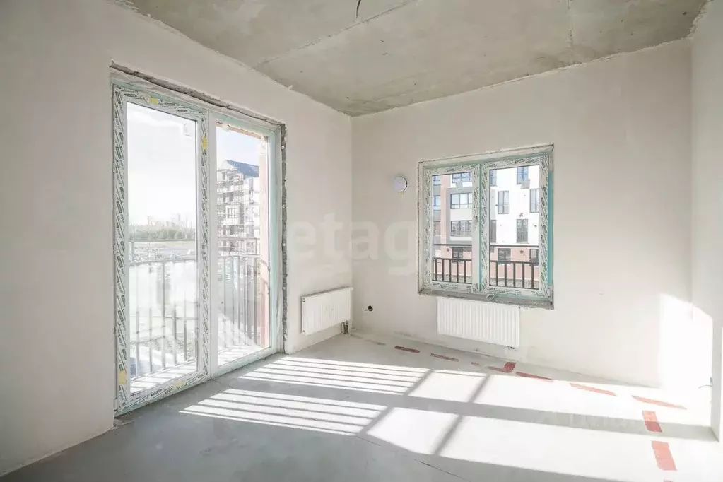 2-к кв. Тюменская область, Тюмень ул. Александра Звягина, 9 (67.3 м) - Фото 2