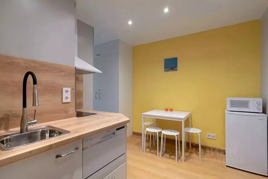 3-к кв. Приморский край, Владивосток Посьетская ул., 36 (56.0 м) - Фото 1