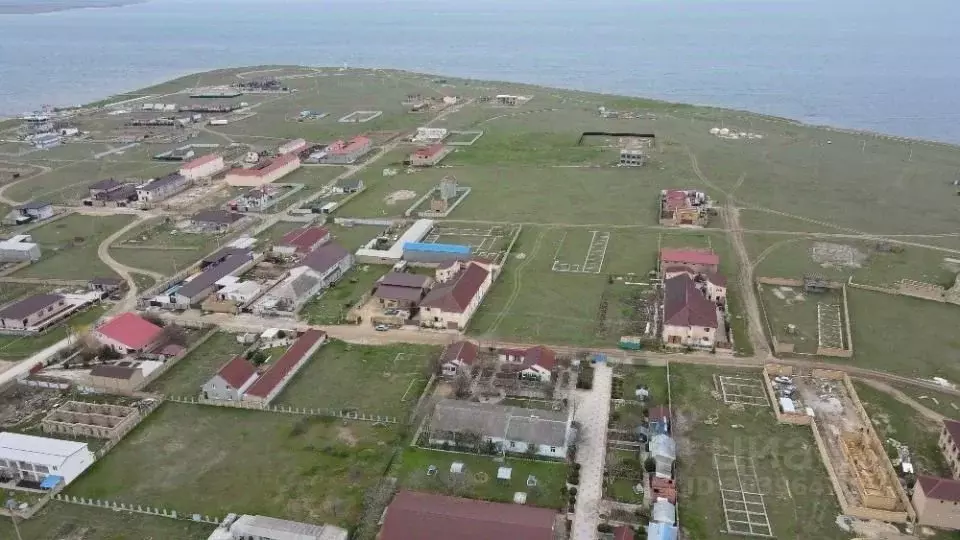 Участок в Крым, Черноморский район, с. Межводное ул. Богдана ... - Фото 0