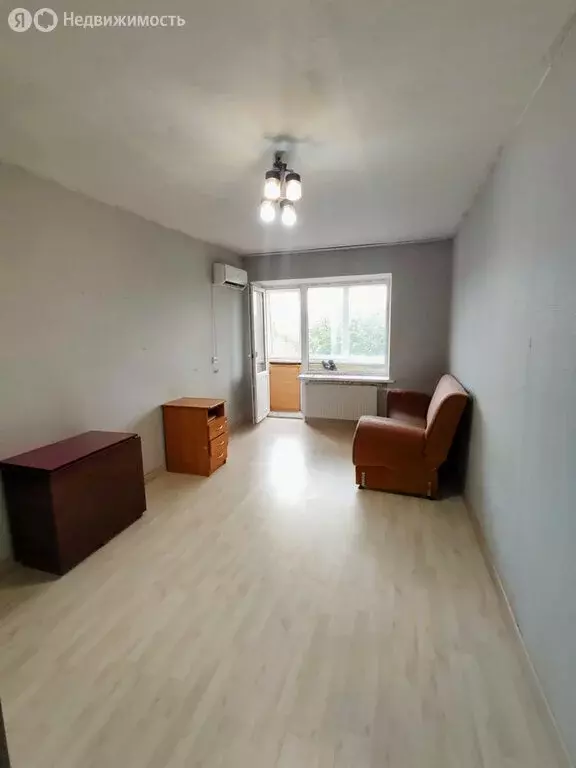 1-комнатная квартира: Новочеркасск, улица Каштанова, 23 (30 м) - Фото 1