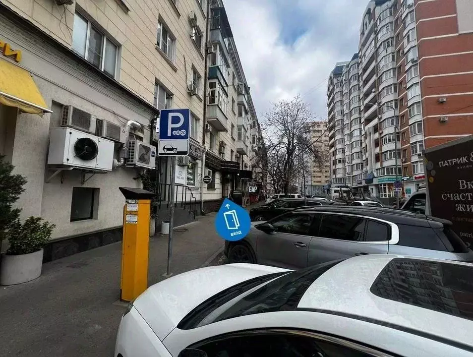 Торговая площадь в Краснодарский край, Краснодар ул. Володи Головатого ... - Фото 1