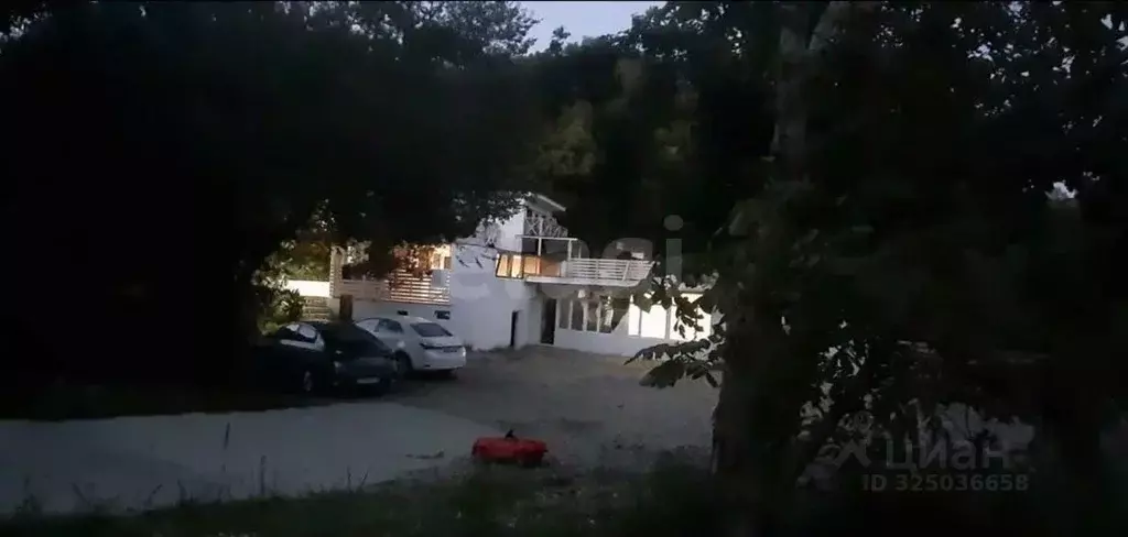 Дом в Краснодарский край, Геленджик городской округ, с. ... - Фото 1