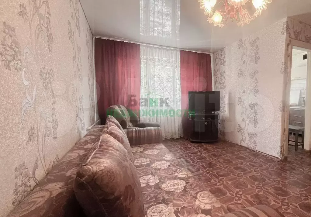 3-к. квартира, 55 м, 3/5 эт. - Фото 1