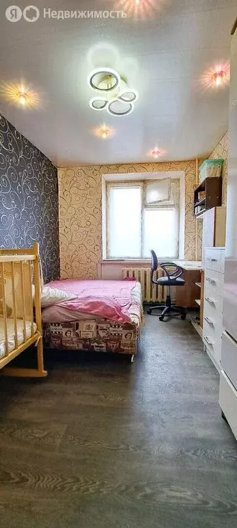 4-комнатная квартира: Биробиджан, улица Стяжкина, 15 (62.2 м) - Фото 0