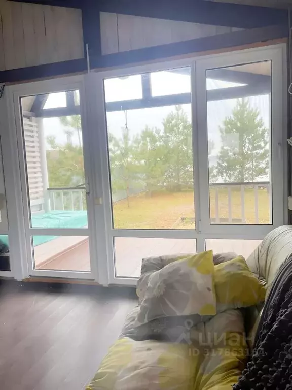 Дом в Саратовская область, Ровенский район, Привольненское ... - Фото 1