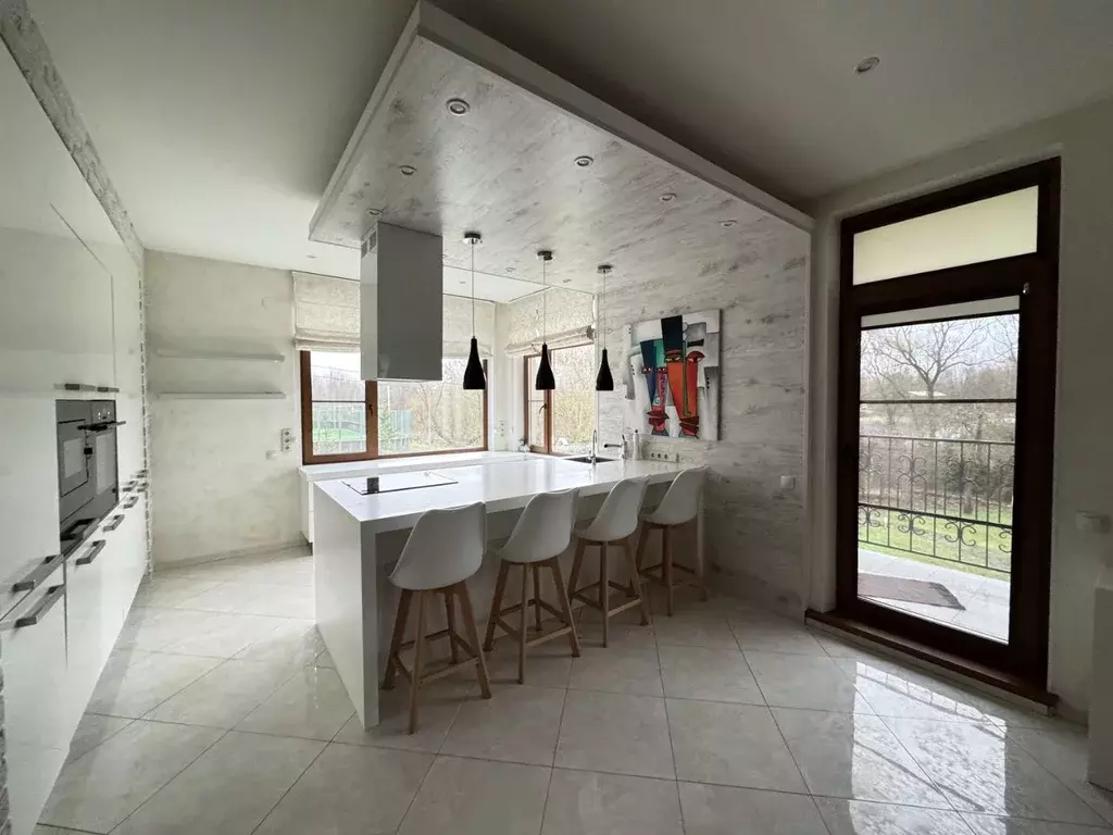 Дом в Санкт-Петербург пос. Тярлево, Круговая ул. (300 м) - Фото 2