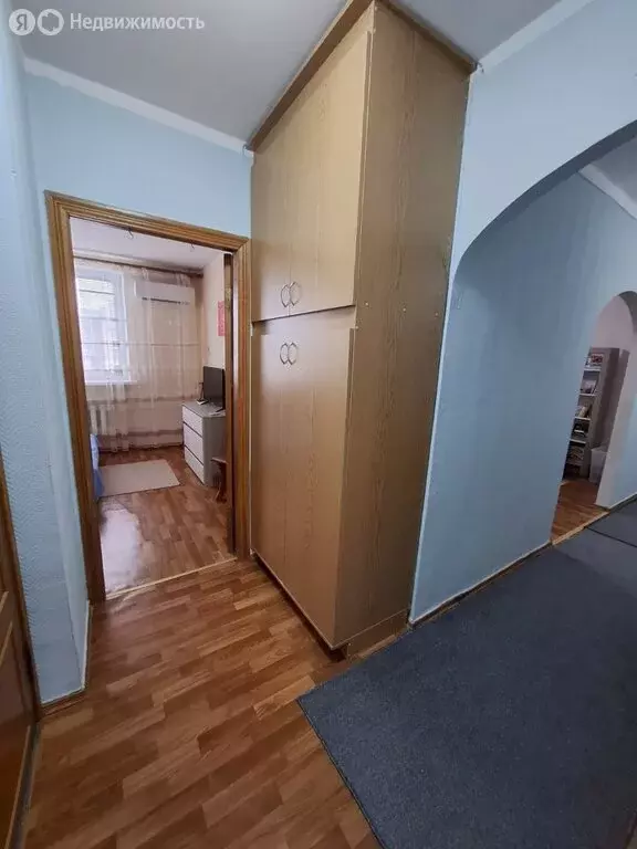 3-комнатная квартира: Евпатория, проспект Ленина, 56 (64 м) - Фото 1
