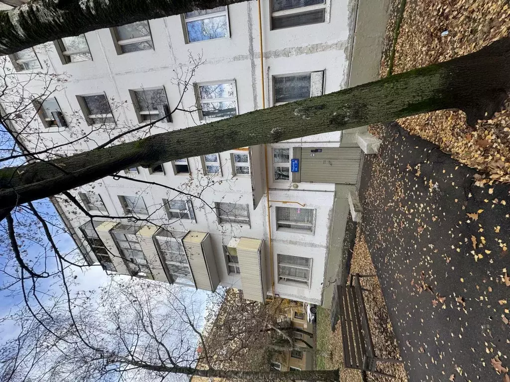 Продается комната в 3-комнатной квартире - Фото 2