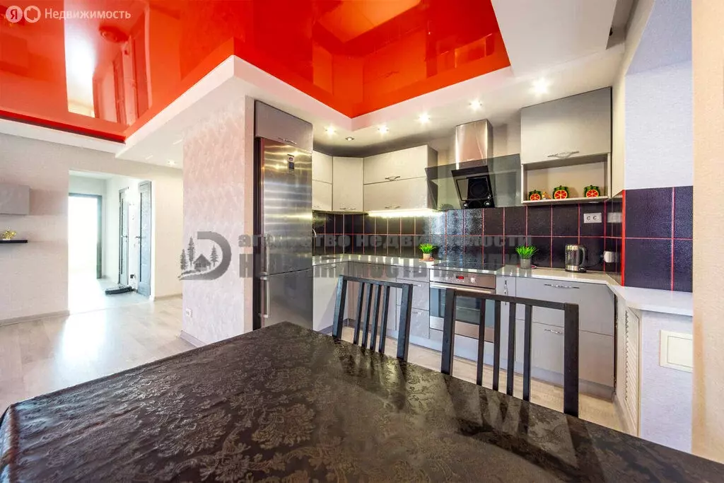 3-комнатная квартира: Петрозаводск, улица Архипова, 12 (90 м) - Фото 1