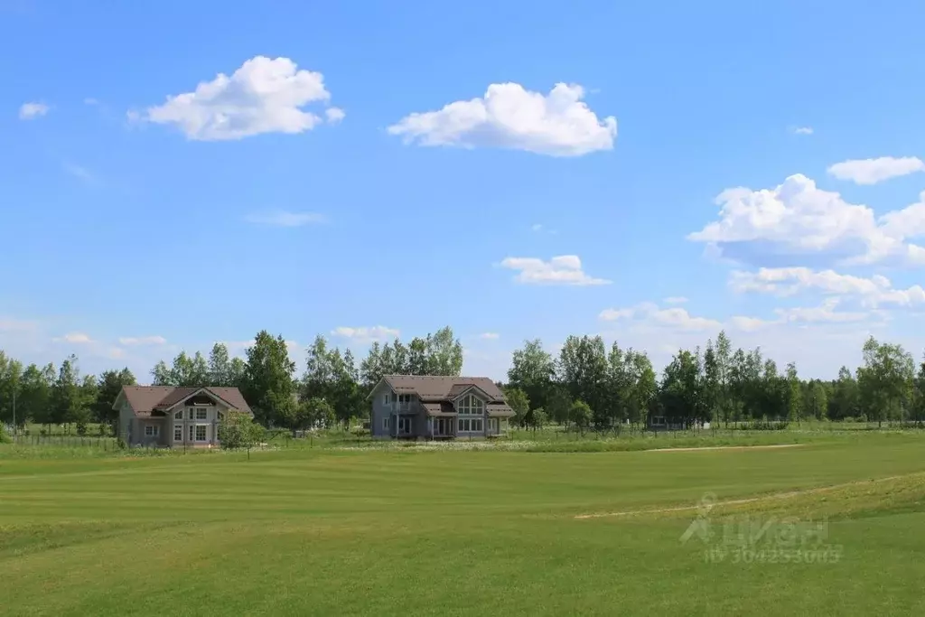 Участок в Ленинградская область, Ломоносовский район, Пениковское ... - Фото 1