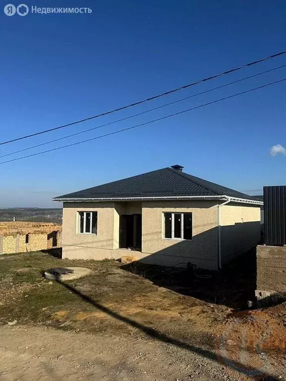 Дом в Лозовое, улица им. Александра Пушкина, 28Б (99.9 м) - Фото 1