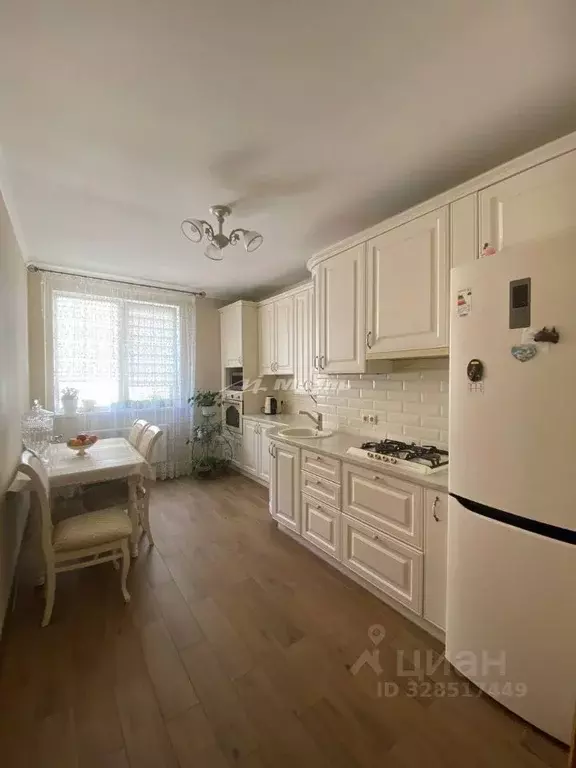 2-к кв. Крым, Симферополь ул. Севастопольская, 41Е (62.0 м) - Фото 2