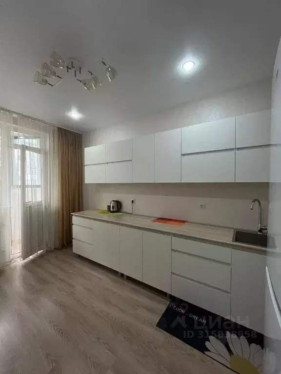 2-к кв. Краснодарский край, Краснодар ул. Командорская, 15/1 (70.0 м) - Фото 0