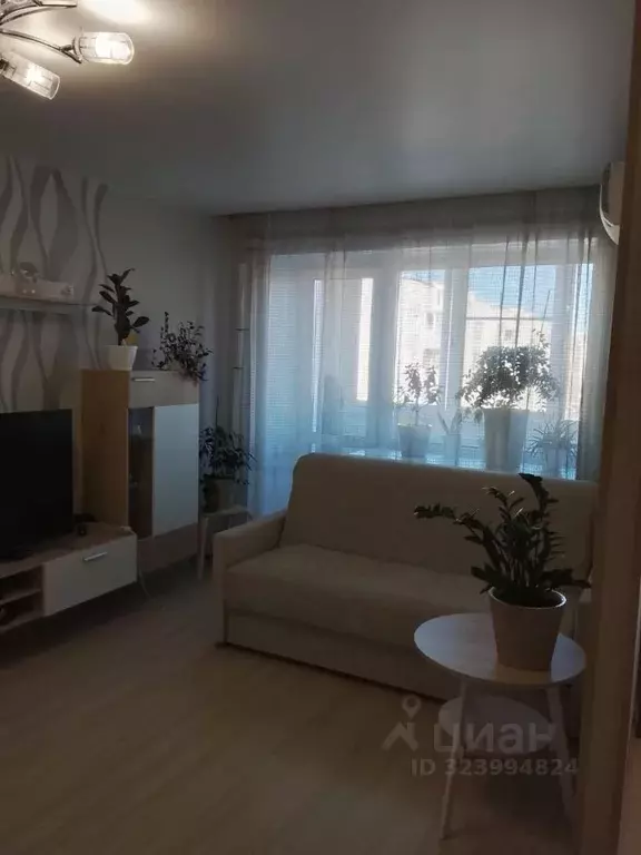 1-к кв. Кемеровская область, Кемерово просп. Шахтеров, 75 (34.0 м) - Фото 1