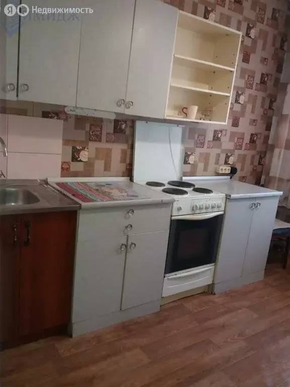 3-комнатная квартира: Красноярск, улица Молокова, 62 (68 м) - Фото 0