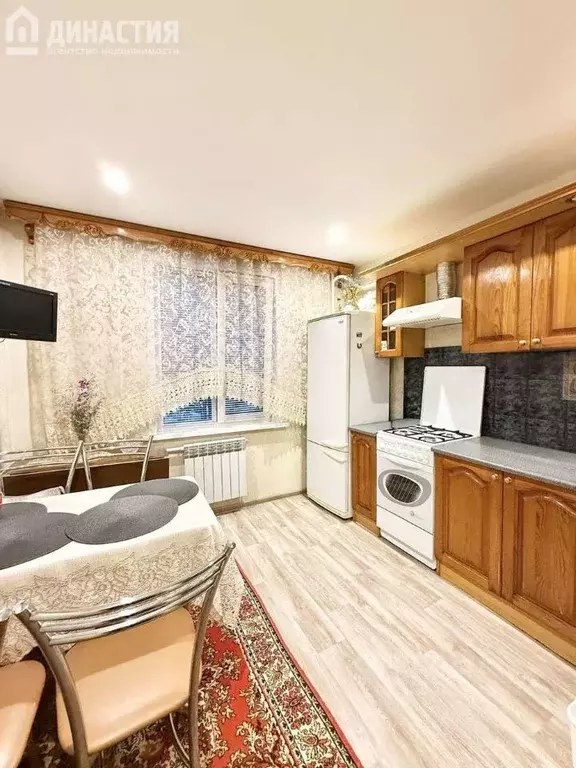 3-к кв. Пензенская область, Пенза ул. Лядова, 52 (68.1 м) - Фото 0