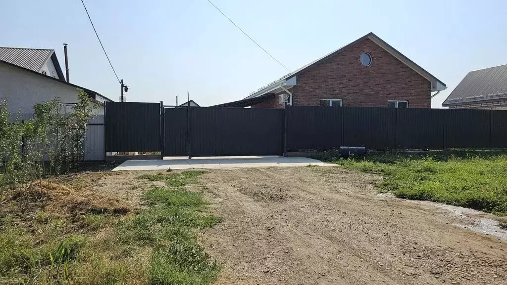 Дом в Краснодарский край, Динской район, Васюринское с/пос, ... - Фото 1