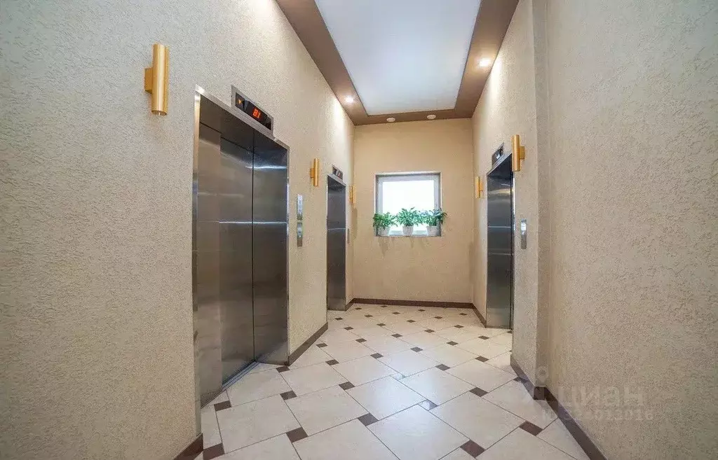 1-к кв. Свердловская область, Екатеринбург ул. Радищева, 61 (54.3 м) - Фото 1