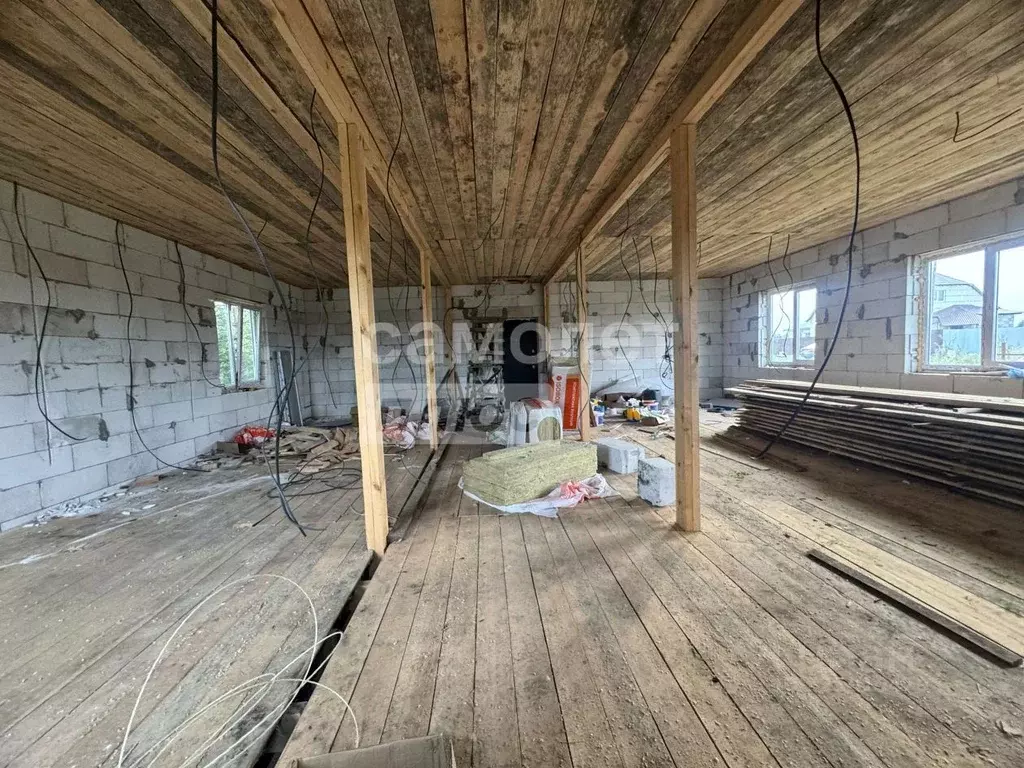 Дом в Челябинская область, с. Кунашак ул. Дружбы, 32 (100 м) - Фото 1