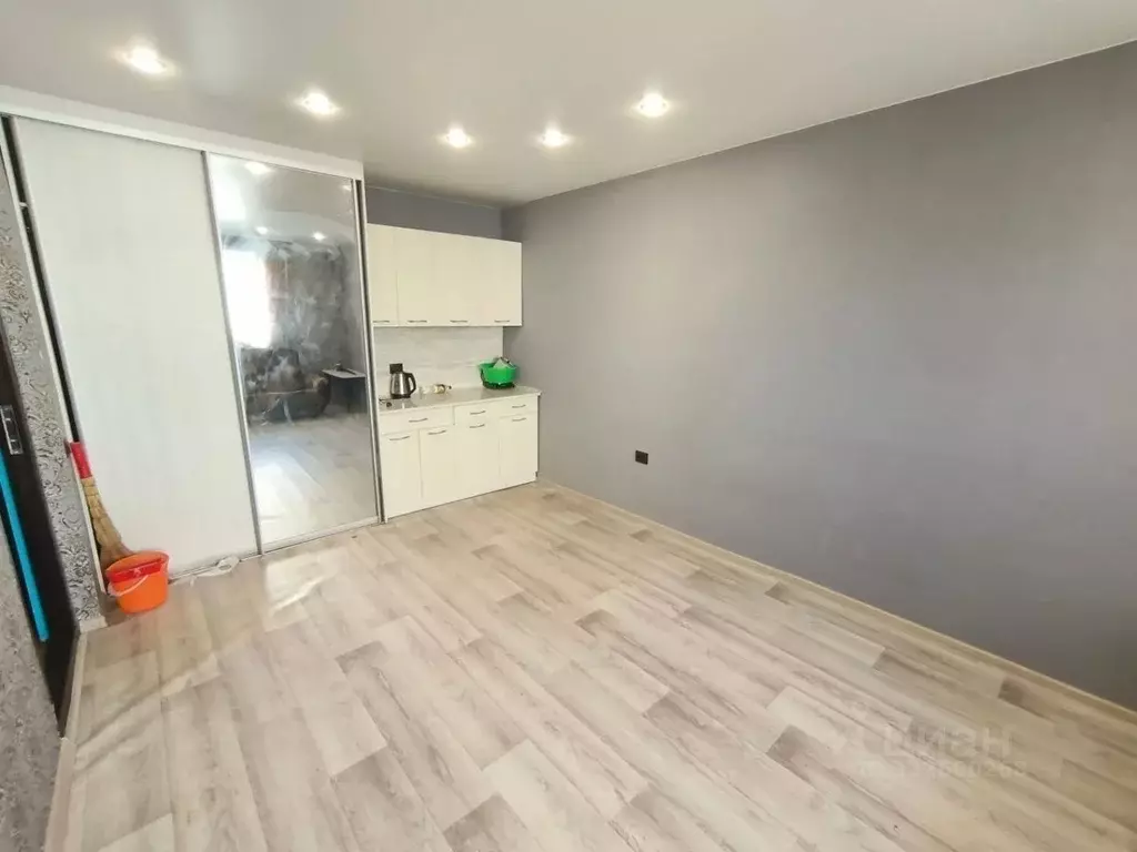 Комната Курганская область, Курган ул. Дзержинского, 31Б (15.0 м) - Фото 1