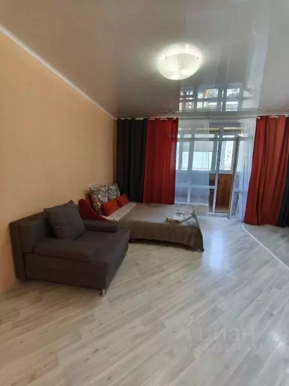 1-к кв. Тюменская область, Тюмень ул. Тимофея Чаркова, 81 (28.0 м) - Фото 1