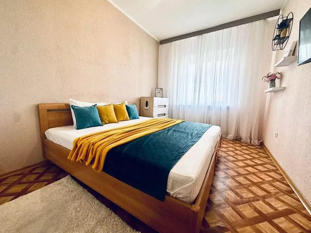 2-к кв. Ханты-Мансийский АО, Сургут просп. Мира, 32 (50.0 м) - Фото 0