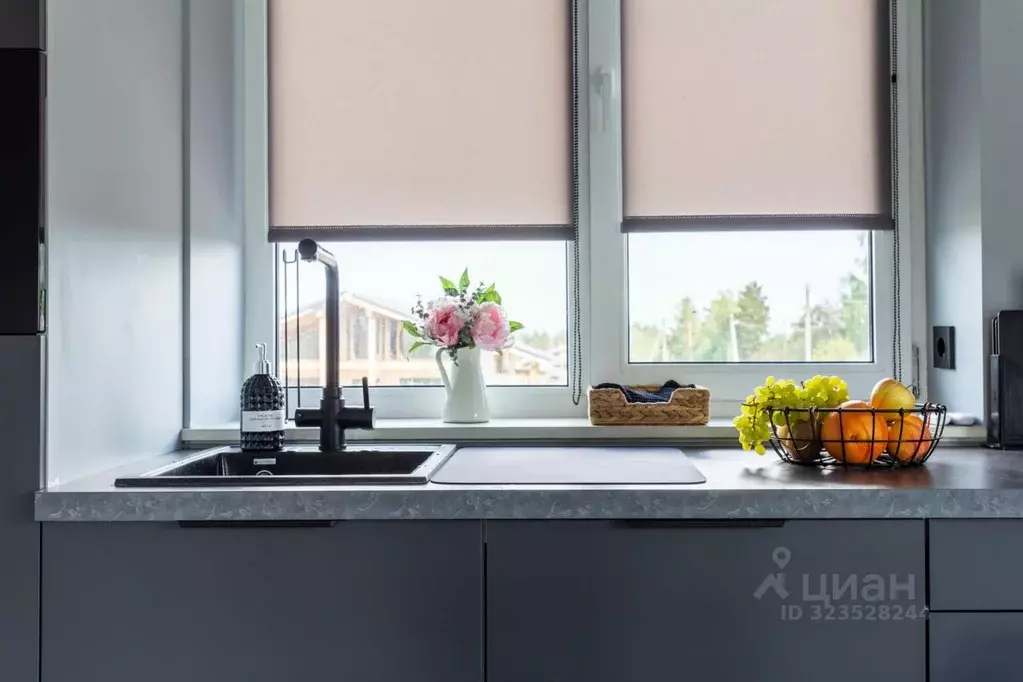 Дом в Ленинградская область, Приозерский район, пос. Сосново, ... - Фото 1