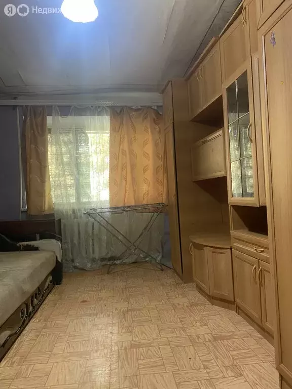 1-комнатная квартира: Батайск, улица Ушинского, 3 (30 м) - Фото 0