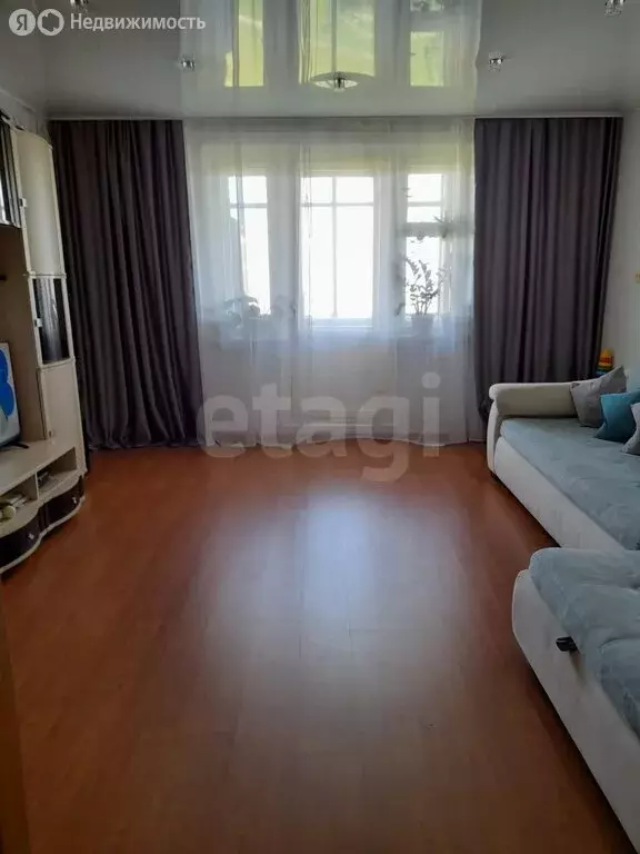 3-комнатная квартира: Чебаркуль, улица Калинина, 24 (67.1 м) - Фото 0