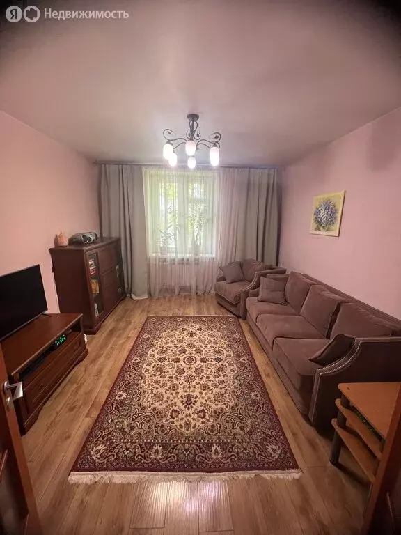 3-комнатная квартира: Ижевск, улица Свободы, 171 (67.5 м) - Фото 1
