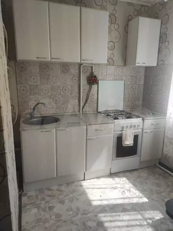 1-к. квартира, 38 м, 9/9 эт. - Фото 0