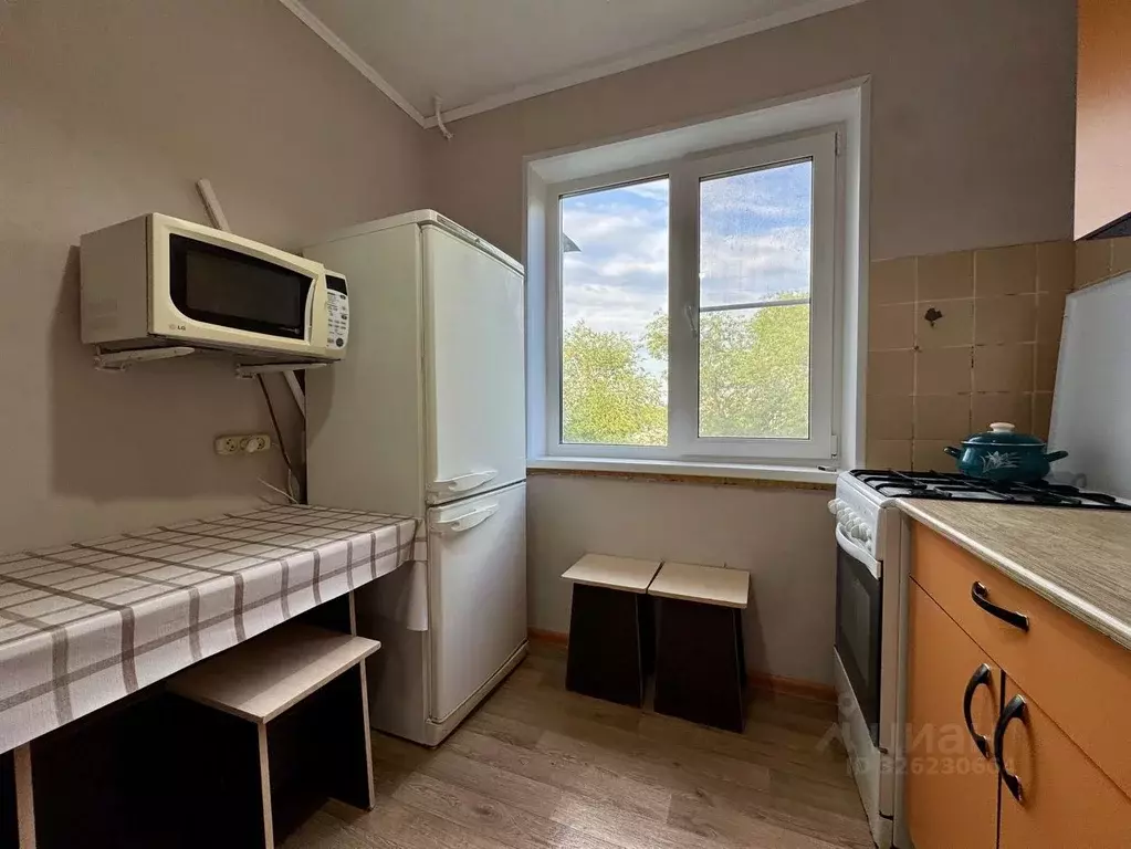 2-к кв. Челябинская область, Челябинск просп. Ленина, 36а (47.0 м) - Фото 2