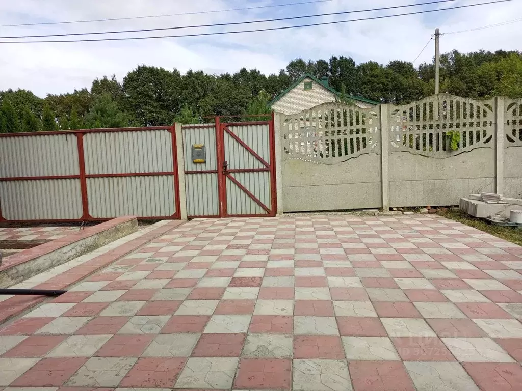Дом в Орловская область, Мценский район, Подберезовское с/пос, пос. ... - Фото 1