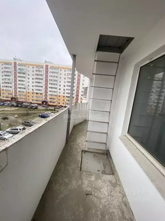 1-к кв. Брянская область, Брянск Брянский пер., 65 (29.5 м) - Фото 1