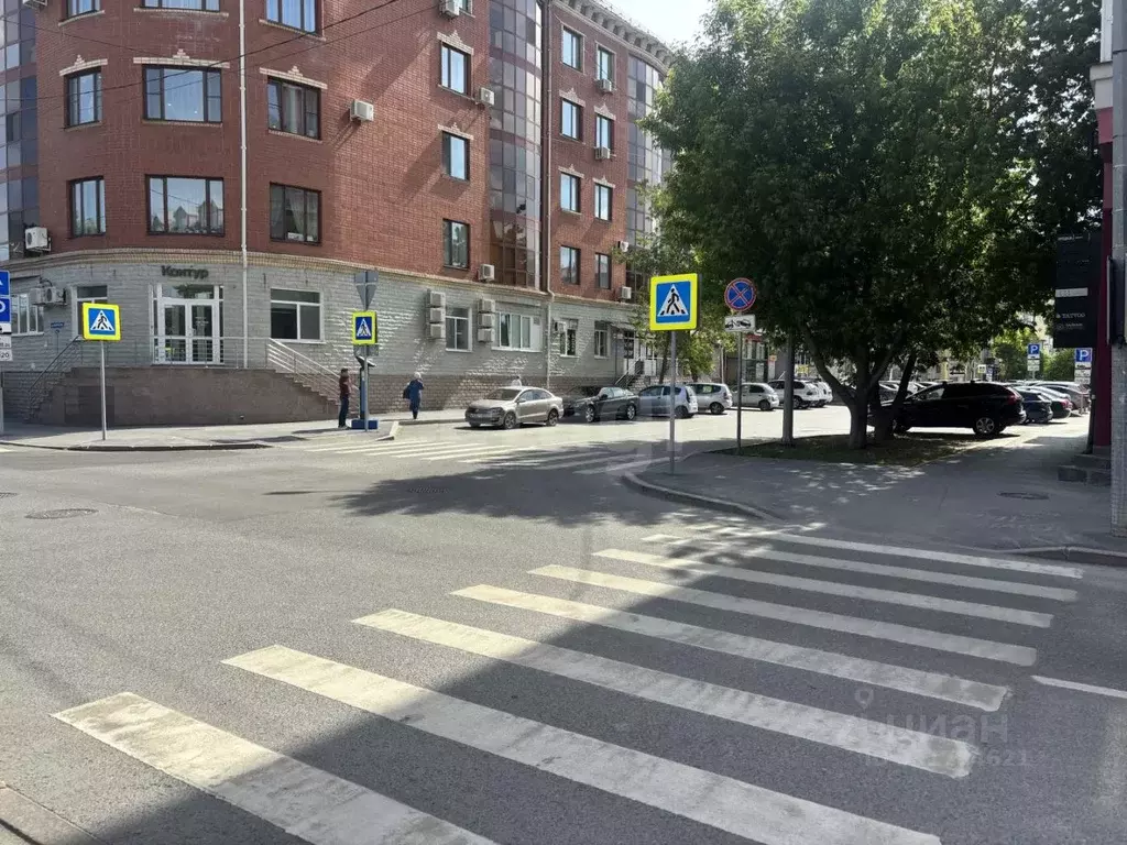 Помещение свободного назначения в Тюменская область, Тюмень ул. ... - Фото 1