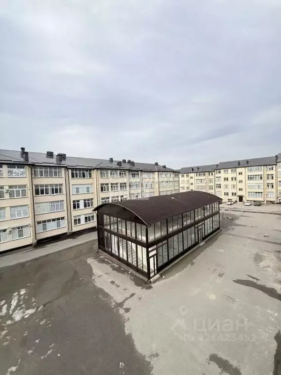 2-к кв. Кабардино-Балкария, Нальчик ул. Солнечная, 10к5 (68.0 м) - Фото 1