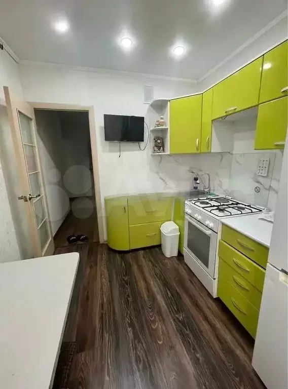 1-к. квартира, 30,2 м, 2/5 эт. - Фото 0