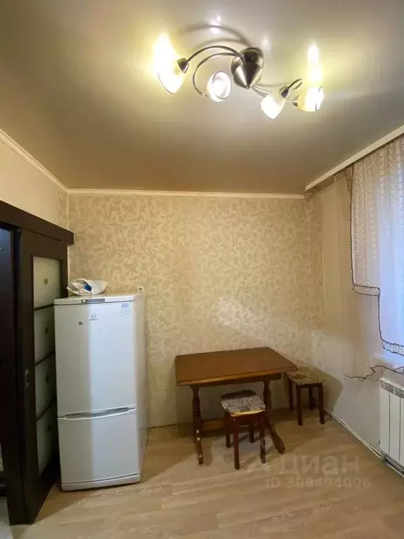 1-к кв. Белгородская область, Белгород ул. Есенина, 42 (36.0 м) - Фото 1