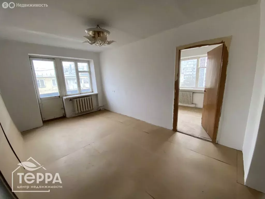 3-комнатная квартира: Евпатория, улица Некрасова, 65 (51.6 м) - Фото 1