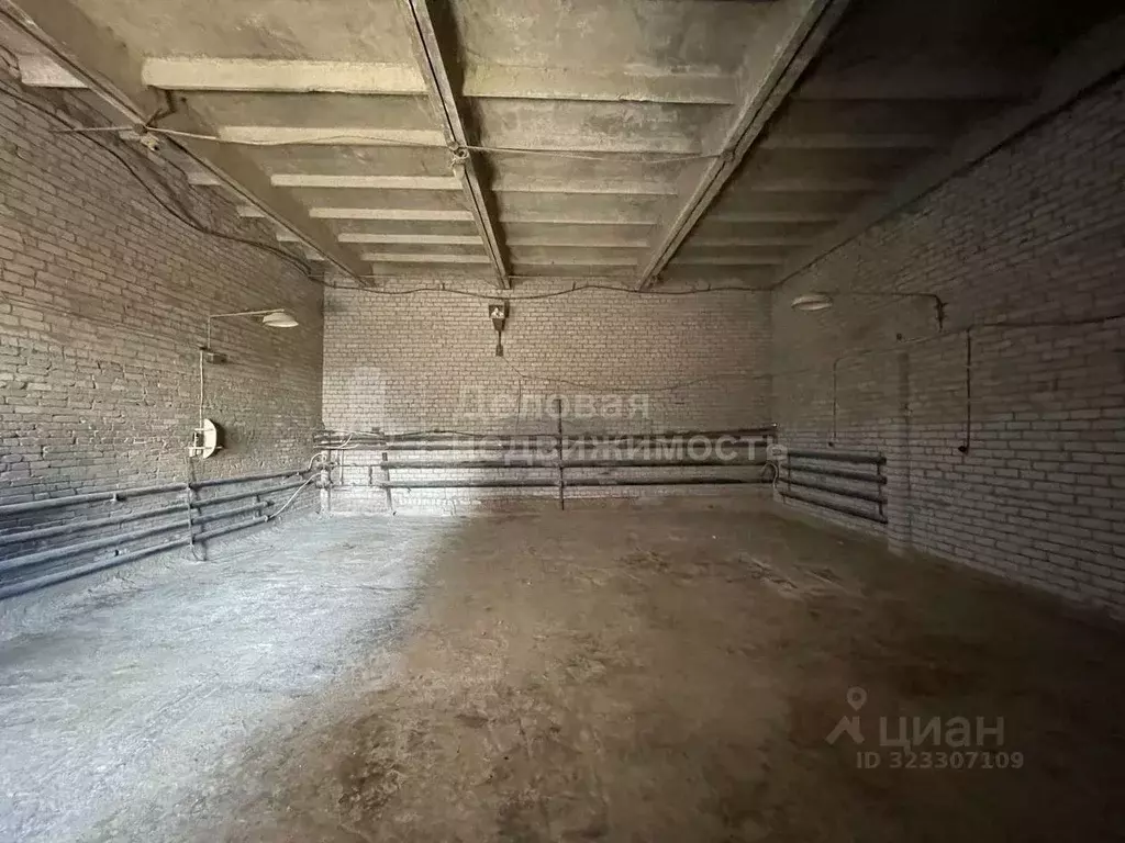 Склад в Новгородская область, Великий Новгород Нехинская ул., 59 (120 ... - Фото 1