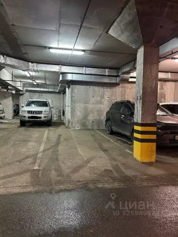 Гараж в Свердловская область, Екатеринбург ул. 8 Марта, 190 (15 м) - Фото 1